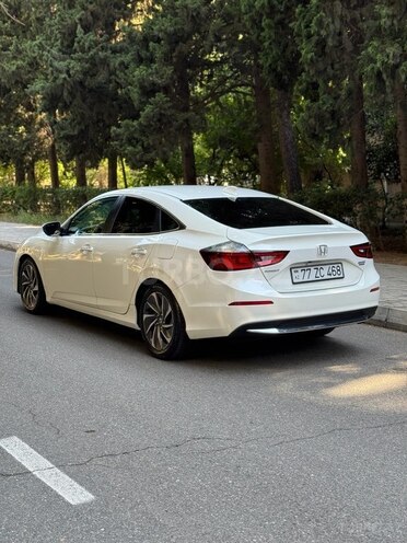 Honda Insight-7