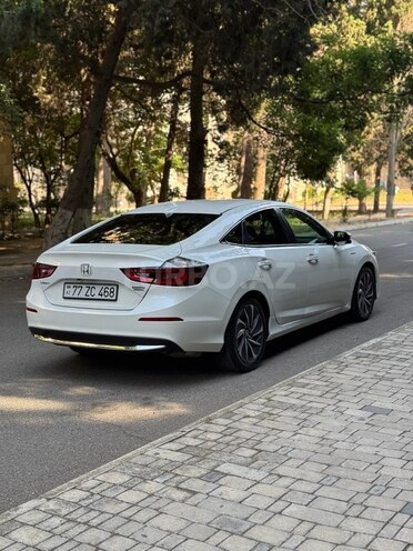 Honda Insight-8