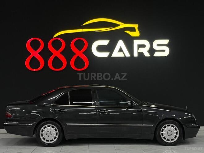 Mercedes E 270-4