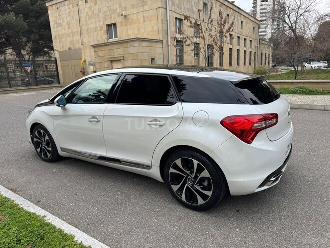 Citroen DS5-3