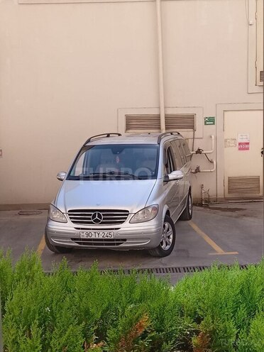 Mercedes Viano-3