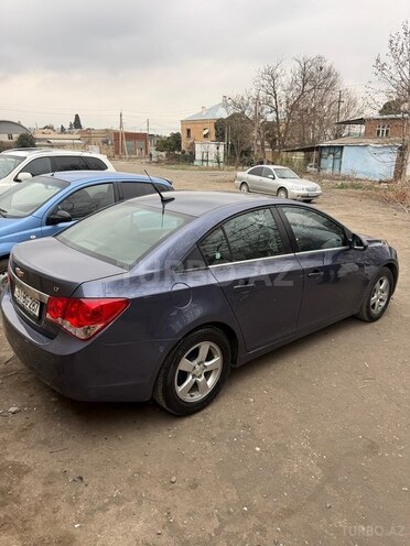 Chevrolet Cruze-9