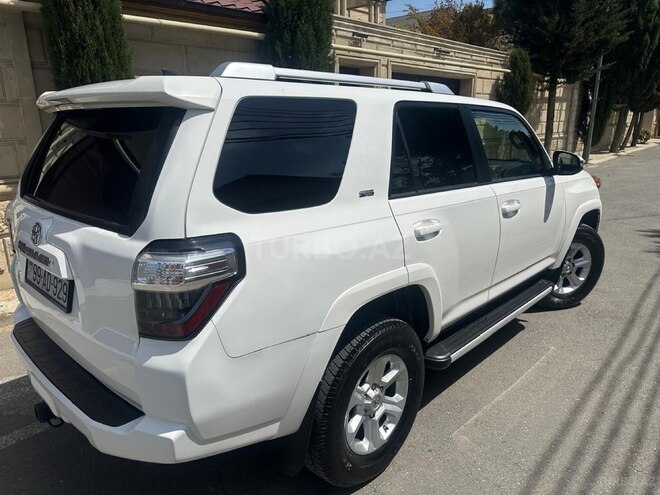 Toyota 4Runner-13