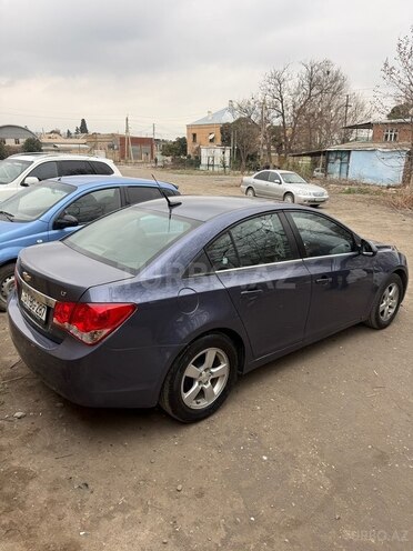 Chevrolet Cruze-8
