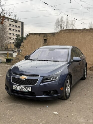 Chevrolet Cruze-12