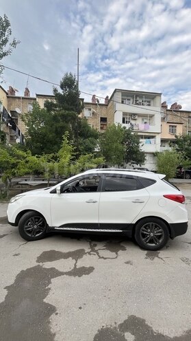 Hyundai ix35-5