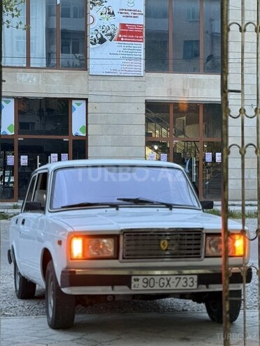 LADA (VAZ) 2107-8