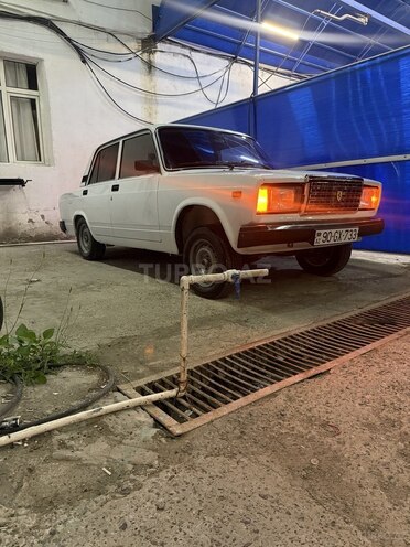 LADA (VAZ) 2107-5