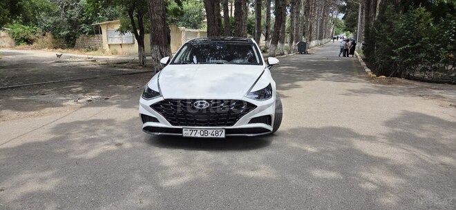 Hyundai Sonata-1