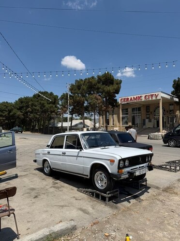 LADA (VAZ) 2106-21