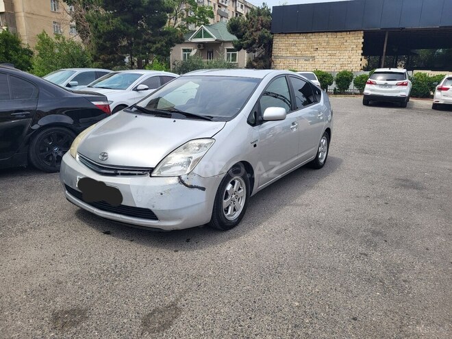 Toyota Prius-1