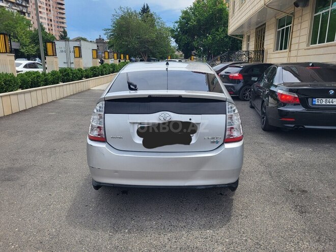Toyota Prius-9