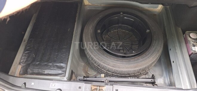 Mercedes E 320-5
