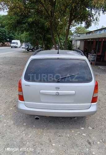Opel Astra-2