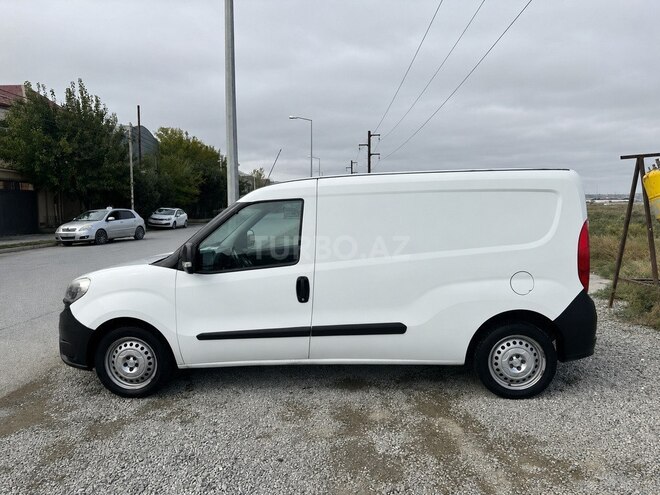 Fiat Doblo-2