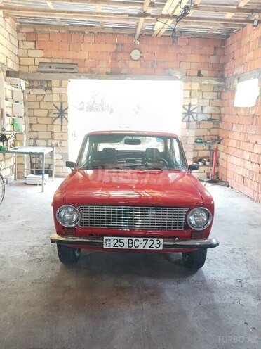 LADA (VAZ) 21011-1