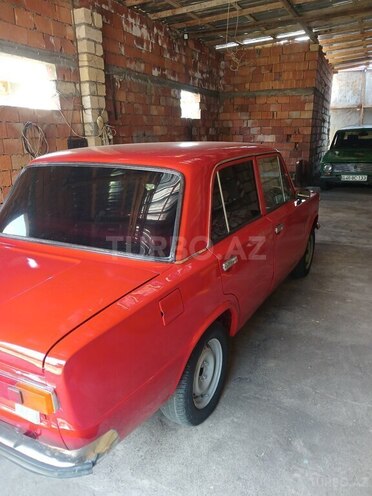 LADA (VAZ) 21011-4