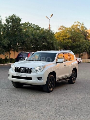 Toyota Land Cruiser Prado-7