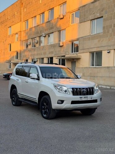 Toyota Land Cruiser Prado-8
