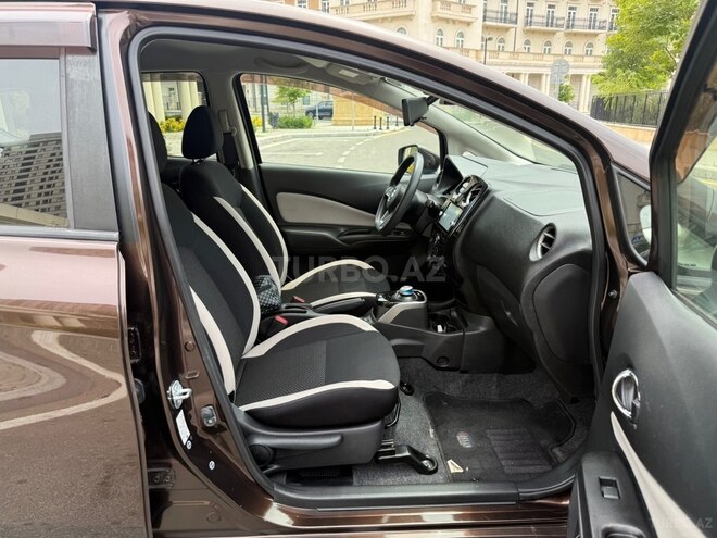 Nissan Note-16