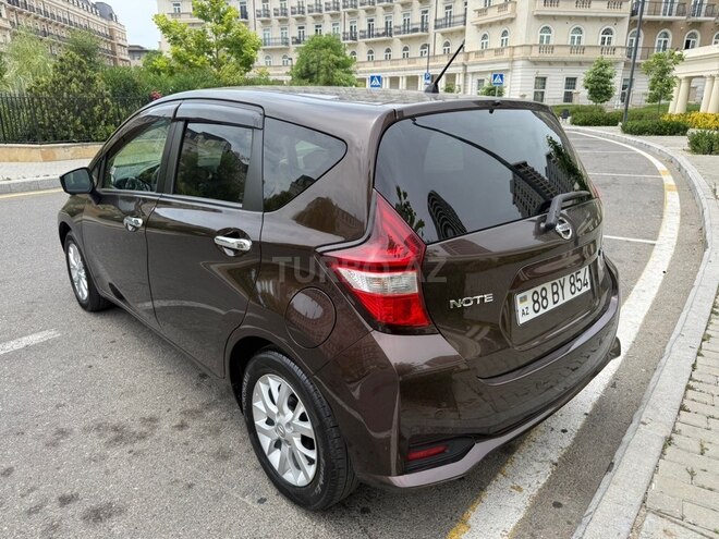 Nissan Note-5