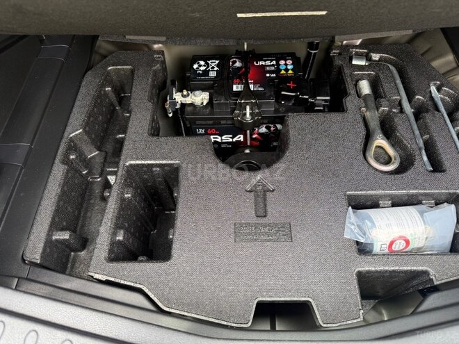 Nissan Note-9