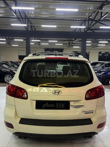 Hyundai Santa Fe-5