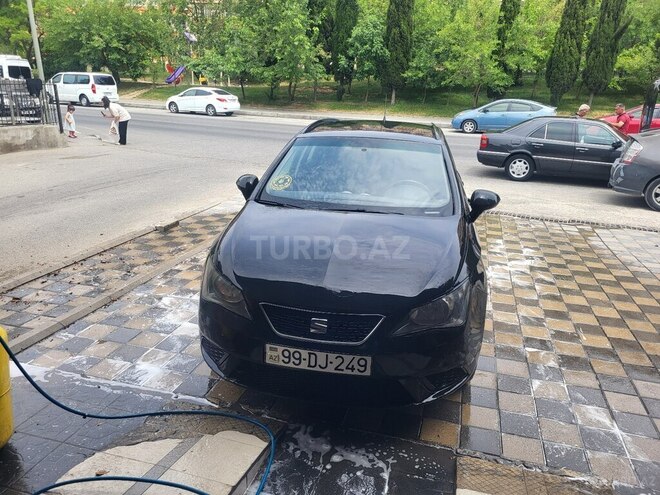SEAT Ibiza-1