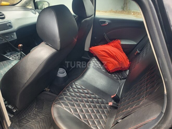 SEAT Ibiza-9
