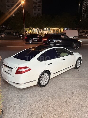 Nissan Teana-3