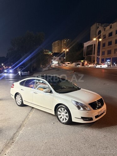 Nissan Teana-2