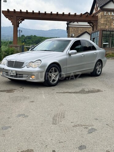 Mercedes C 240-3