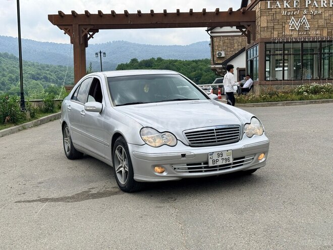 Mercedes C 240-4