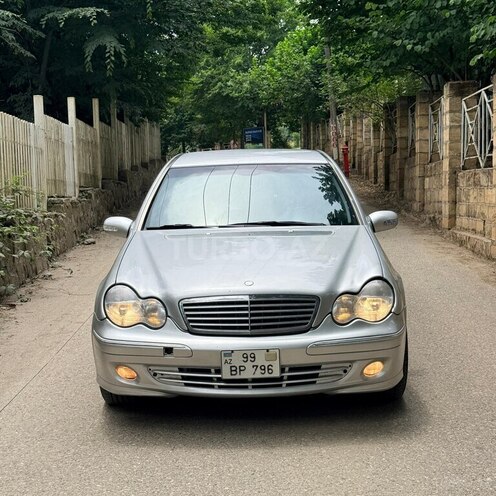 Mercedes C 240-1