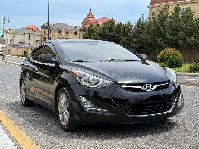 Hyundai Elantra-15