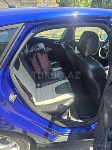 Ford Focus-8