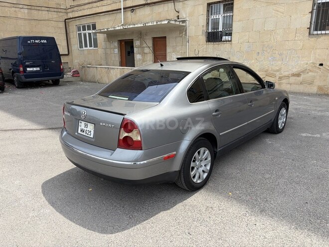 Volkswagen Passat-5