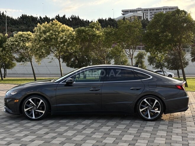 Hyundai Sonata-8