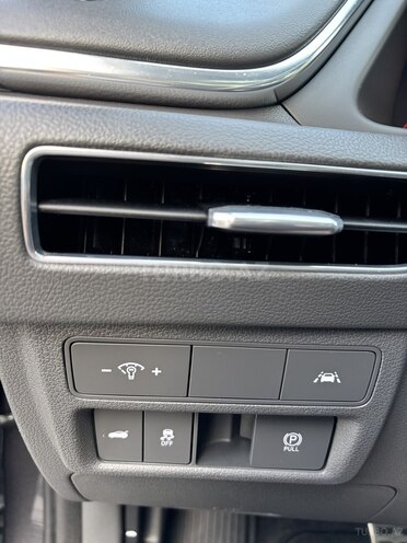 Hyundai Sonata-21
