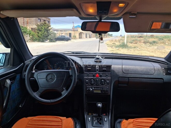Mercedes C 180-5