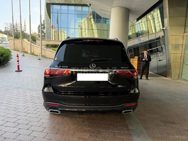 Mercedes GLS 450 4MATIC-2