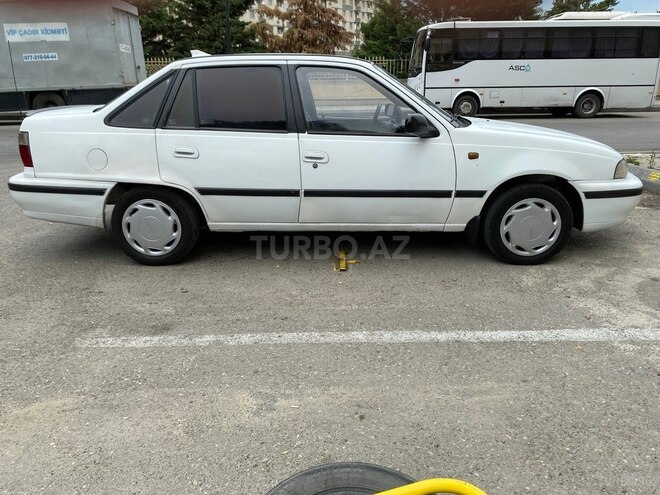 Daewoo Nexia-5