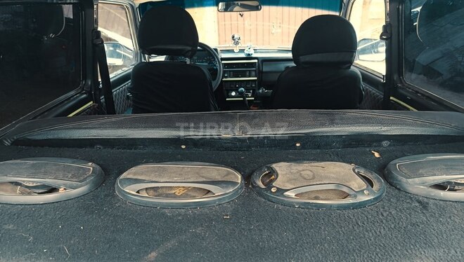 LADA (VAZ) Niva-9
