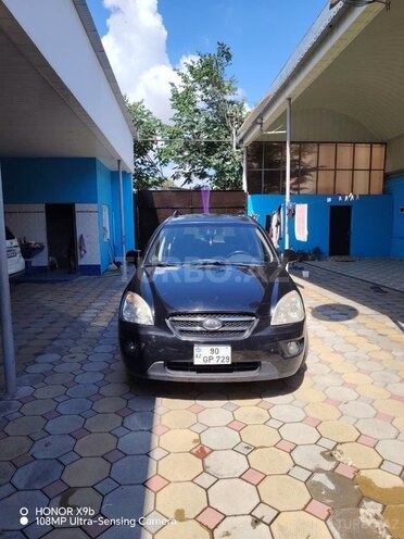 Kia Carens-1