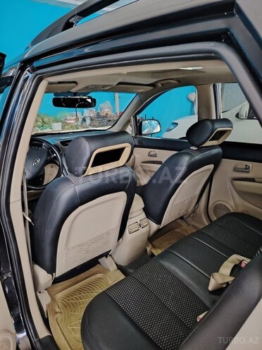 Kia Carens-11