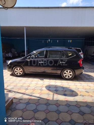 Kia Carens-5