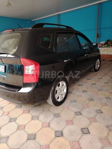 Kia Carens-4
