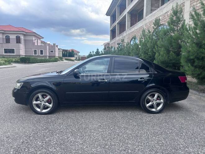 Hyundai Sonata-8