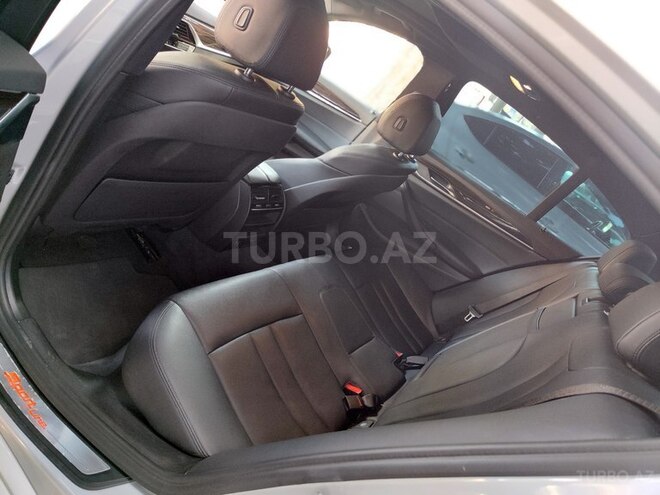 BMW 530-8