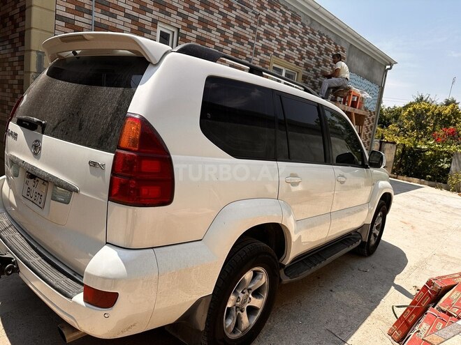 Toyota Land Cruiser Prado-10